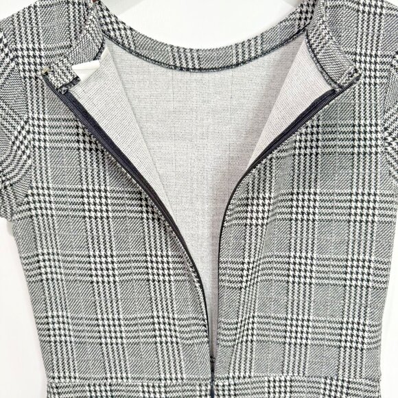 Gap Houndstooth Plaid Fit and Flare Peplum Dress Gray Black Plaid 2 EUC Trumpet - Picture 6 of 16